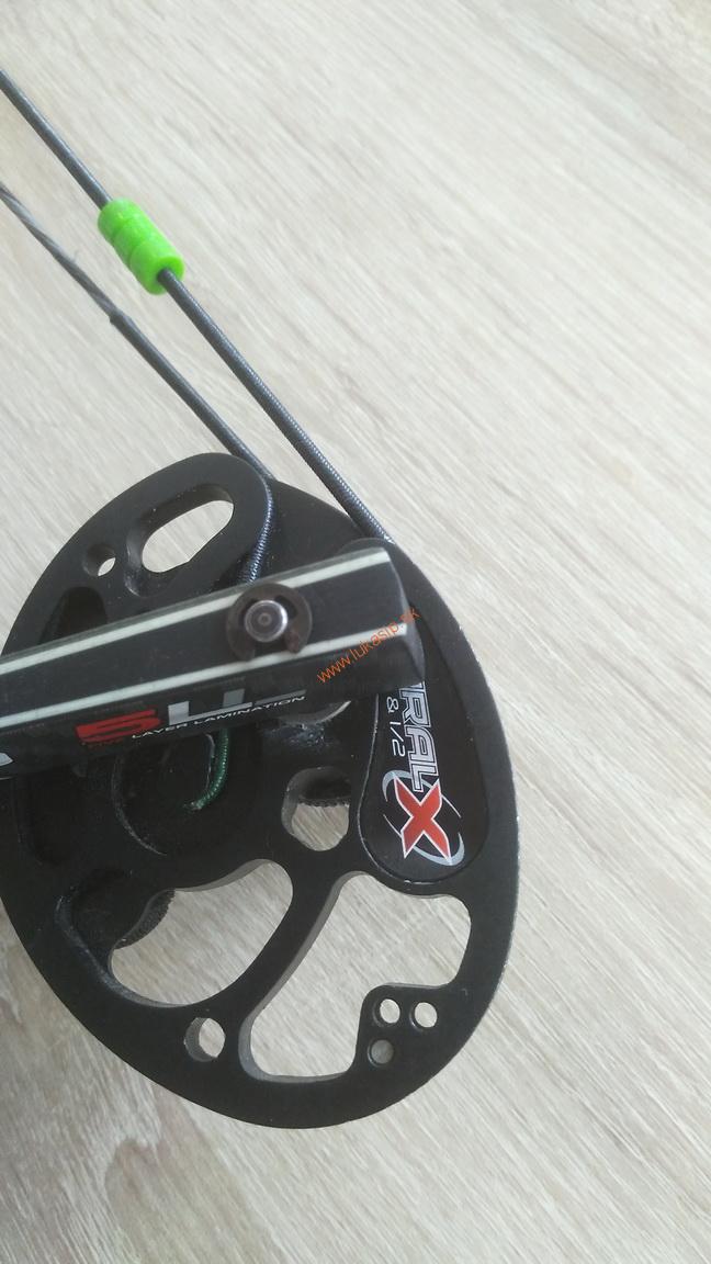 Kladkový luk Hoyt Vantage Elite Plus XT2000 RH 50-60# 28,5" - použitý